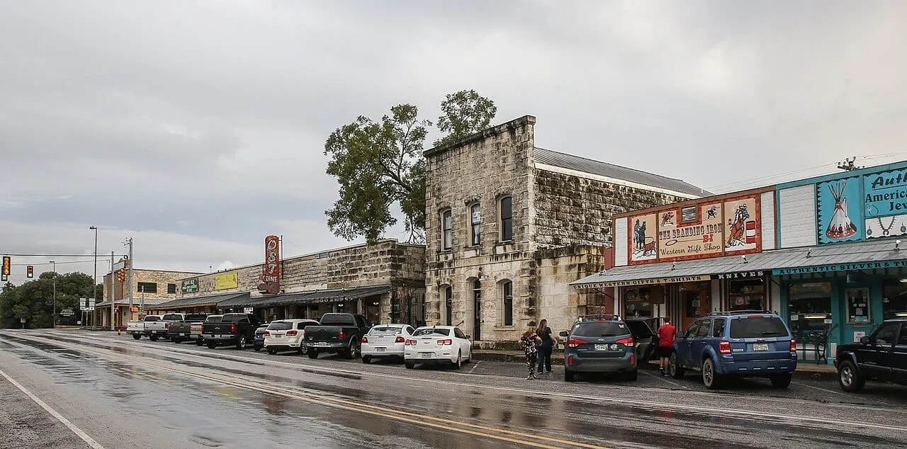 A Perfect Weekend in Bandera: Cowboy Culture, Live Music, and the Medina River
